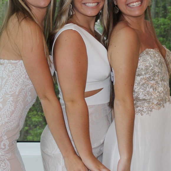 BCBG prom dress - Picture 2 of 5